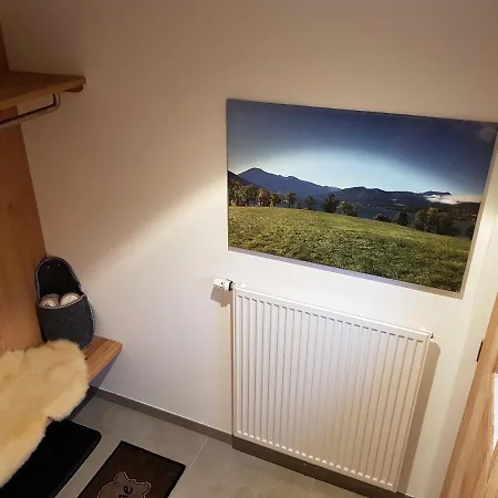 Bodenschneid Neureuthblick アパート